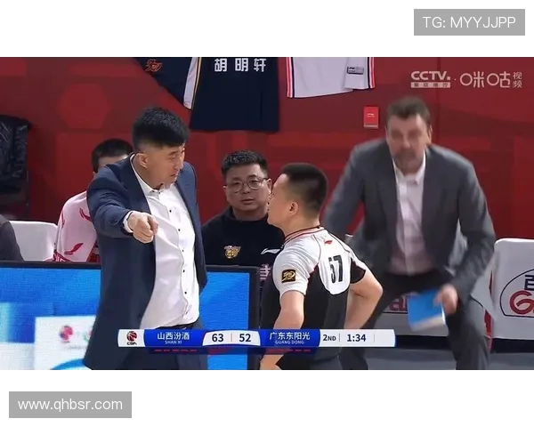 新疆男篮客场惜败吉林 裁判争议判罚引发热议回顾