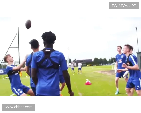 重剑女队团队配合默契细节